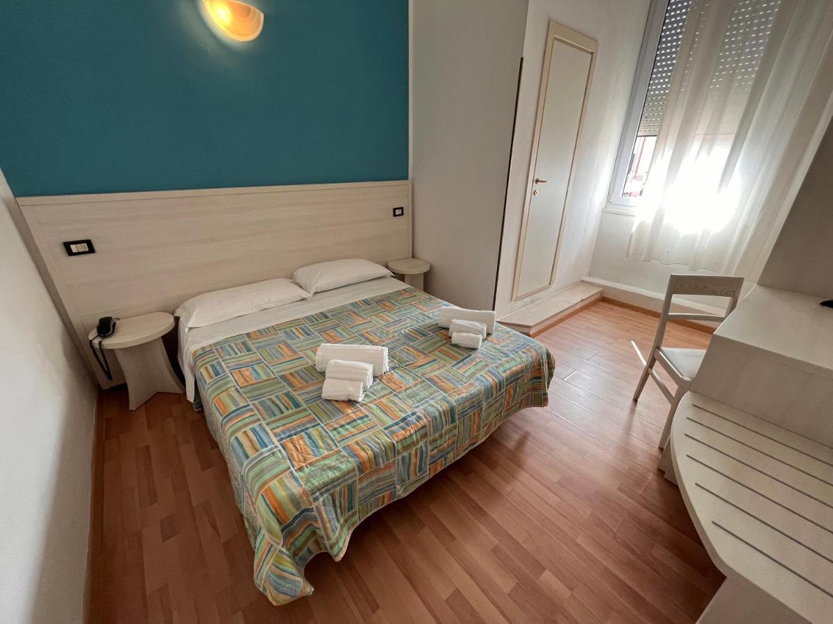 Hotel Stella D'Italia - Nuova Gestione 리미니 외부 사진
