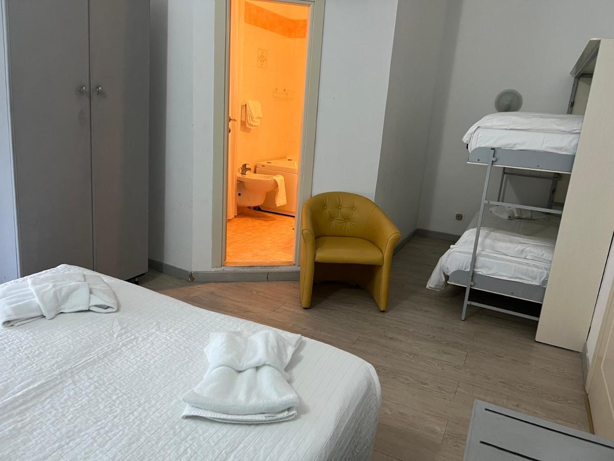 Hotel Stella D'Italia - Nuova Gestione 리미니 외부 사진
