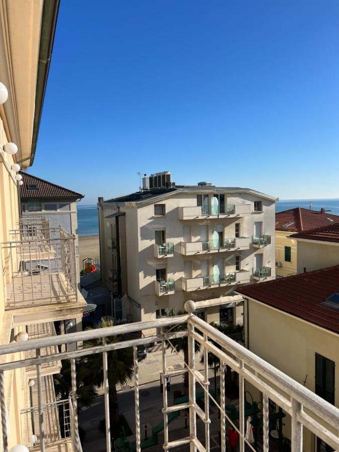 Hotel Stella D'Italia - Nuova Gestione 리미니 외부 사진