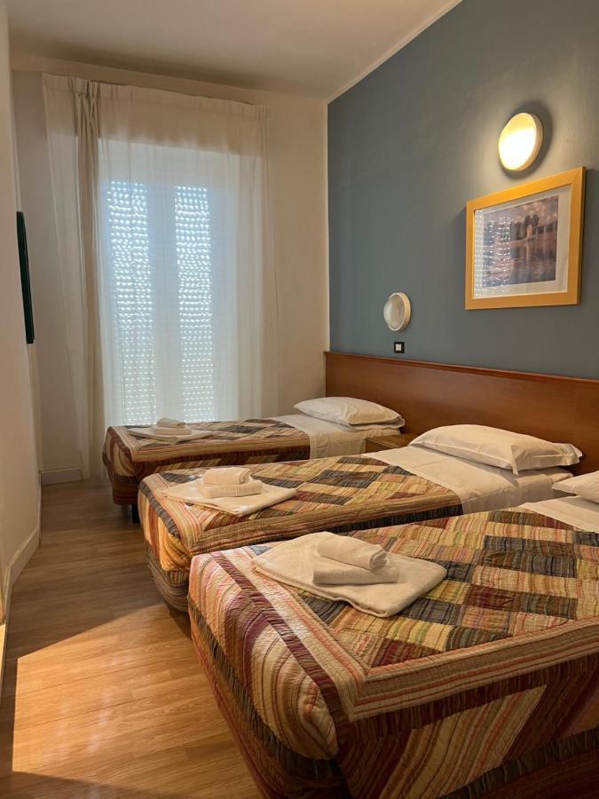 Hotel Stella D'Italia - Nuova Gestione 리미니 외부 사진