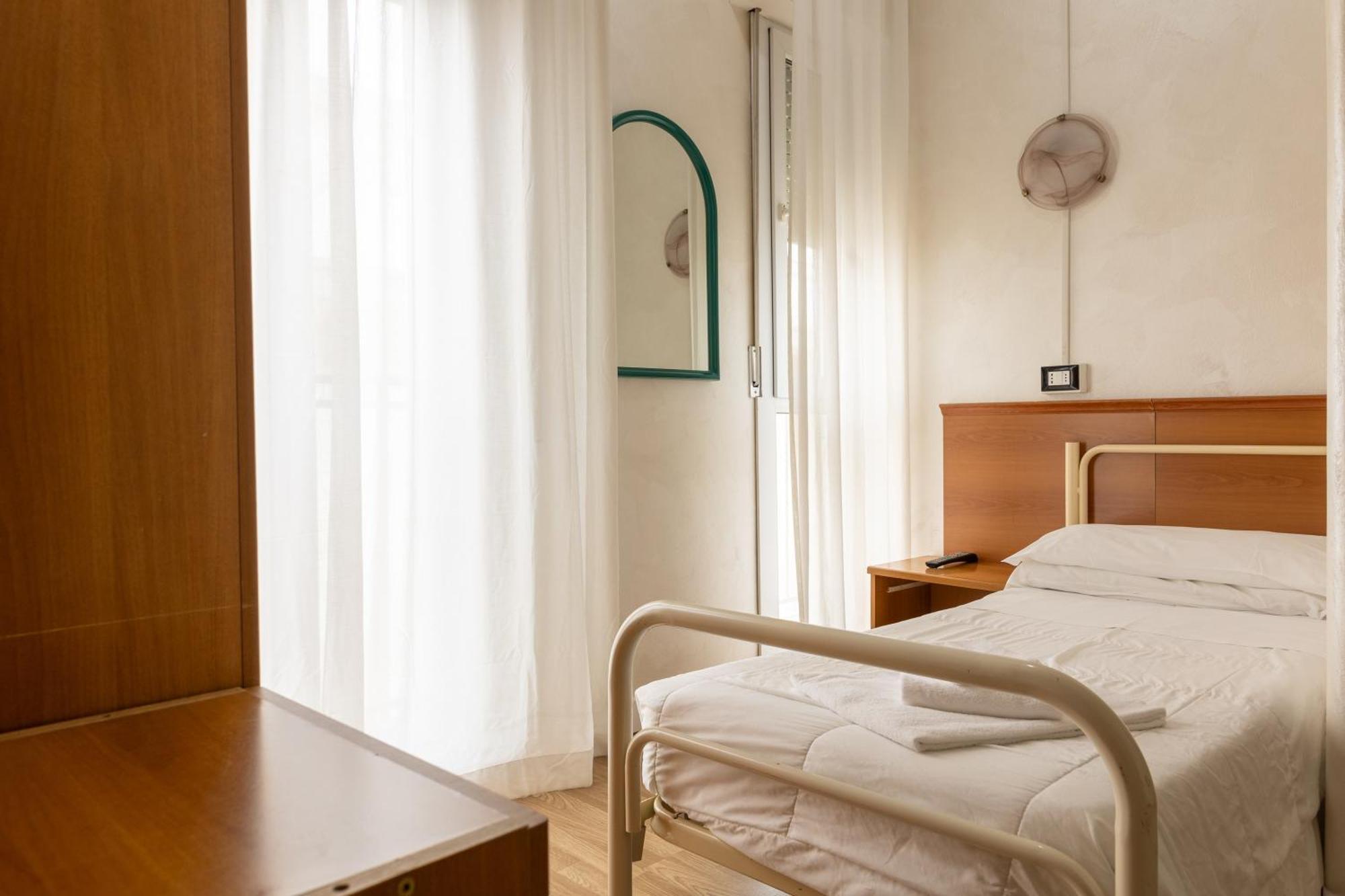 Hotel Stella D'Italia - Nuova Gestione 리미니 외부 사진