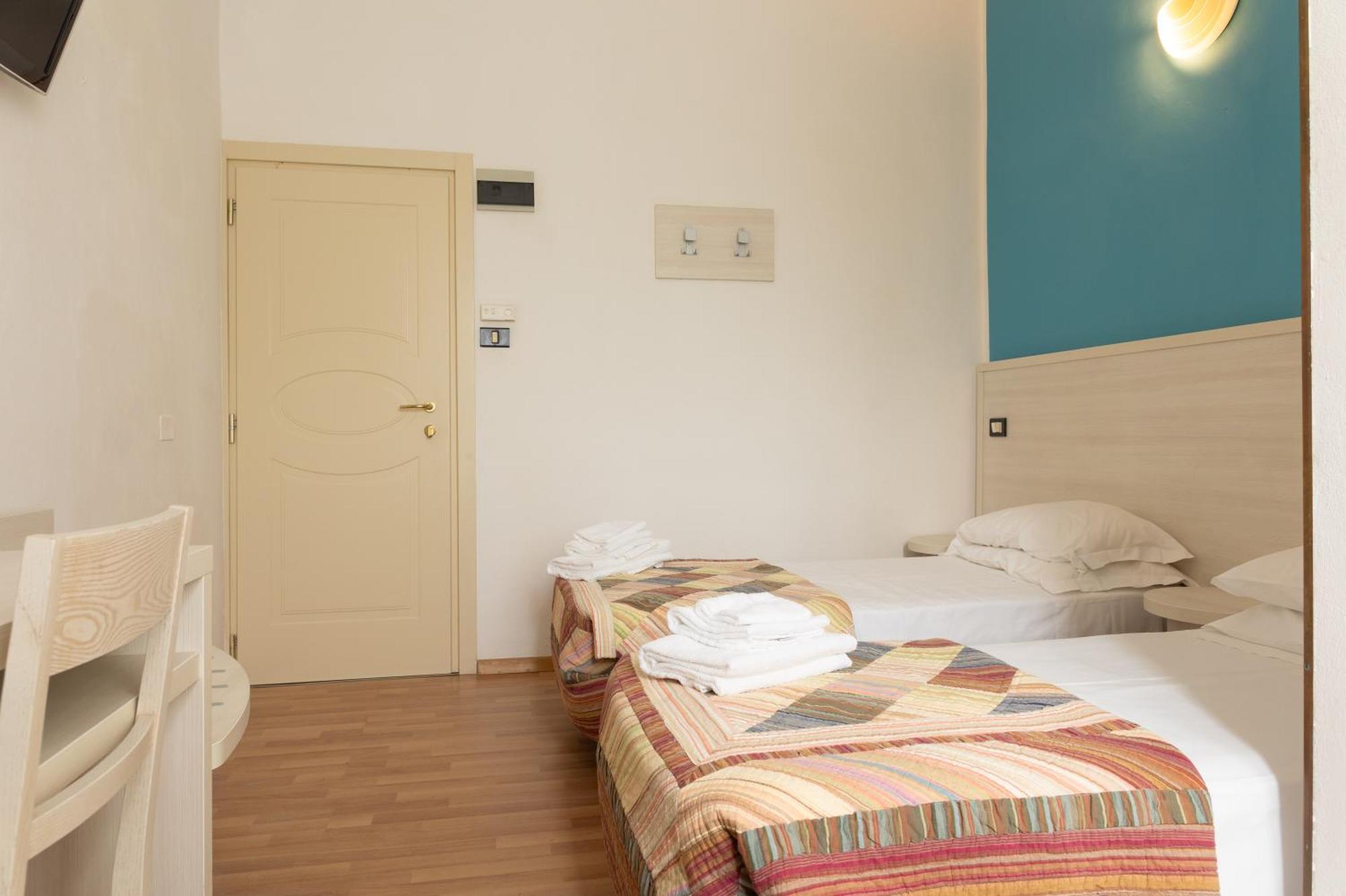 Hotel Stella D'Italia - Nuova Gestione 리미니 외부 사진