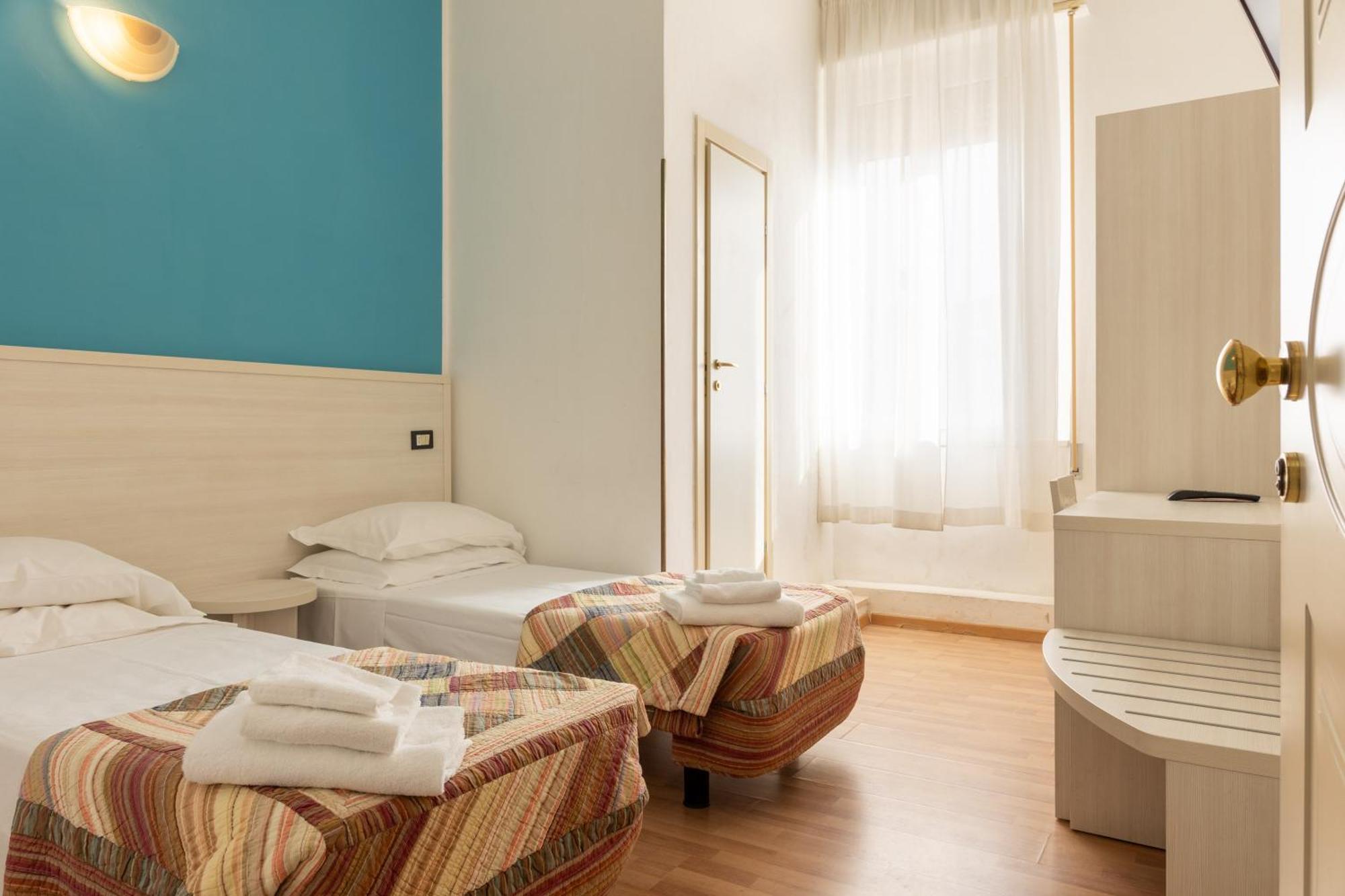 Hotel Stella D'Italia - Nuova Gestione 리미니 외부 사진